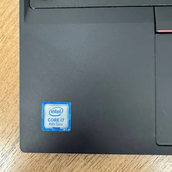 Мобільна робоча станція Б-клас Lenovo Thinkpad P53s / 15.6" (1920x1080) IPS / Intel Core i7-8565U (4 (8) ядра по 1.8 - 4.6 GHz) / 16 GB DDR4 / 512 GB SSD / nVidia Quadro P520, 2 GB GDDR5, 64-bit / WebCam б/в - зображення 8