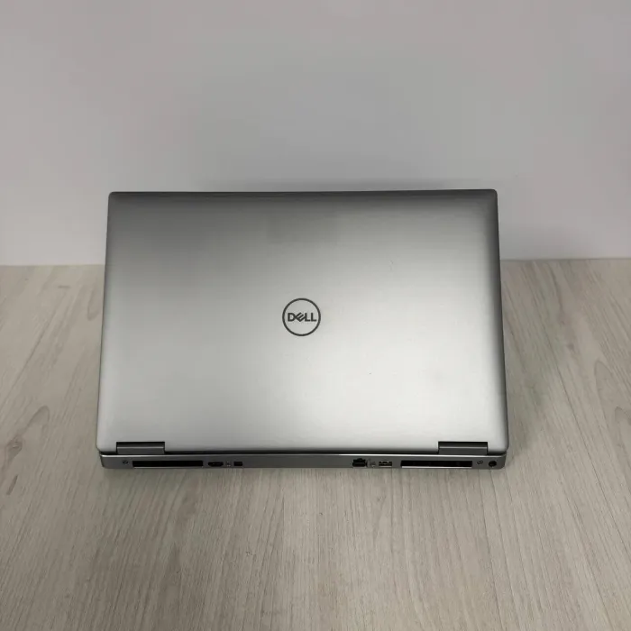 Мобільна робоча станція Б-класу Dell Precision 7740 / 17,3" (1920x1080) IPS / Intel Core i7-9750H (6 (12) ядер по 2,6 - 4,5 ГГц) / 32 ГБ DDR4 / 256 ГБ SSD / nVidia Quadro RTX 3000, 6 ГБ GDDR6, 192-біт / WebCam б/в - зображення 8