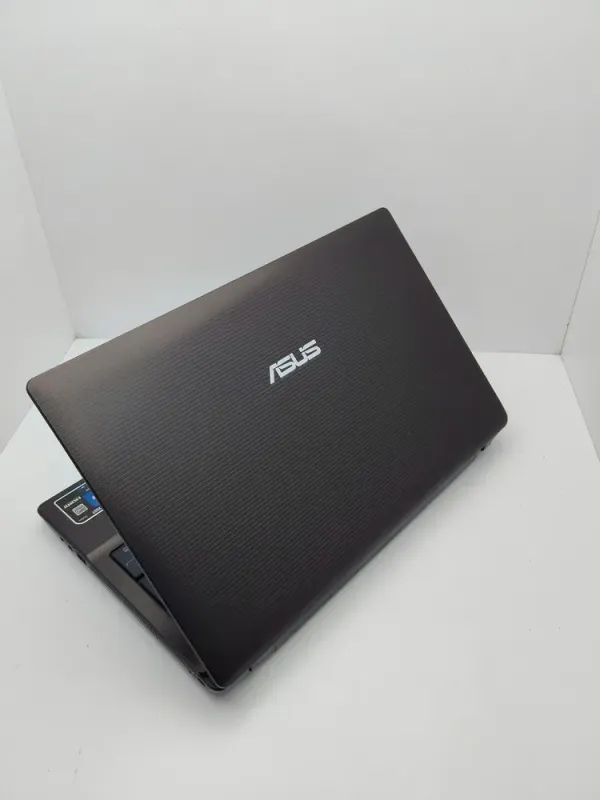 Ноутбук Asus K53 / 15.6" (1366x768) TN / AMD A6-3420M (4 ядра по 1.5 - 2.4 GHz) / 6 GB DDR3 / 500 GB HDD / AMD Radeon HD 6520G Graphics / WebCam / VGA б/в - зображення 8