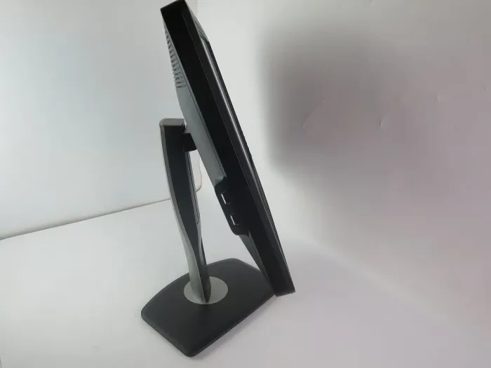 Монітор Dell P2312h / 23" (1920x1080) TN / VGA, DVI  б/в - зображення 4