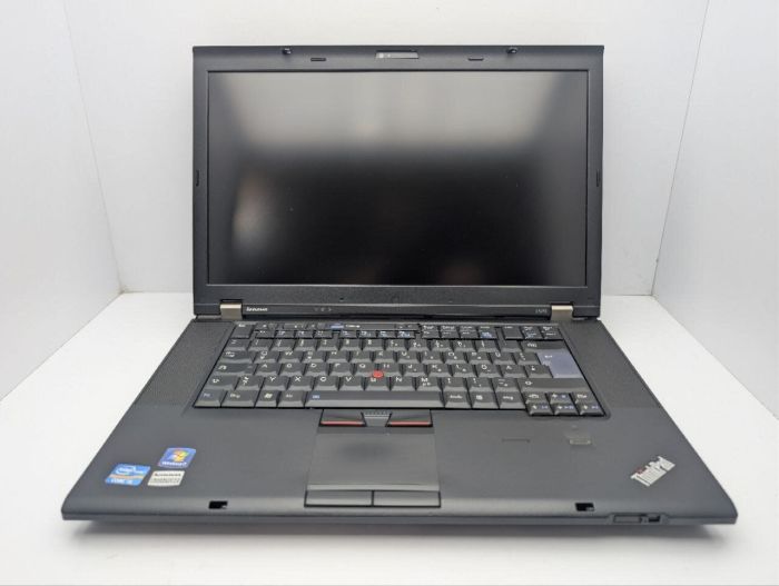Ноутбук Lenovo ThinkPad T520 / 15.6" (1600x900) TN / Intel Core i5-2450M (2 (4) ядра по 2.5 - 3.1 GHz) / 6 GB DDR3 / 500 GB HDD / nVidia NVS 4200M, 1 GB GDDR3, 64-bit / WebCam / DVD-ROM б/в - изображение 2