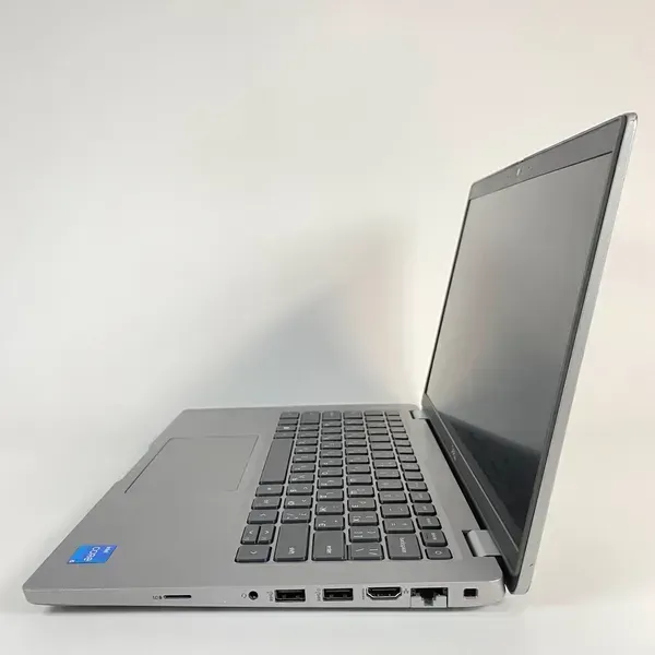 Ультрабук Б-клас Dell Latitude 5430 / 14" (1920x1080) IPS / Intel Core i5-1235U (10 (12) ядер по 3.3 - 4.4 GHz) / 16 GB DDR4 / 256 GB SSD / Intel Iris Xe Graphics / WebCam / HDMI б/в - зображення 5