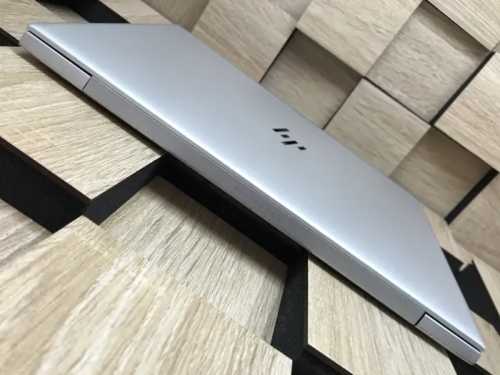 Ультрабук Б-клас HP EliteBook 830 G6 / 13.3" (1920x1080) IPS / Core i7-8665U (4(8) ядра по 1.9-4.8 GHz) / 8GB DDR4 / 256GB SSD M.2 / UHD Graphics 620 / WebCam / Fingerprint / HDMI б/в - зображення 7