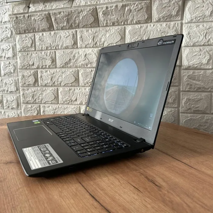 Ігровий ноутбук Acer Aspire E5-576G / 15.6" (1920x1080) IPS / Intel Core i7-8550U (4 (8) ядра по 1.8 - 4.0 GHz) / 8 GB DDR4 / 256 GB SSD / nVidia GeForce MX150, 2 GB GDDR5, 64-bit / WebCam б/в - зображення 5