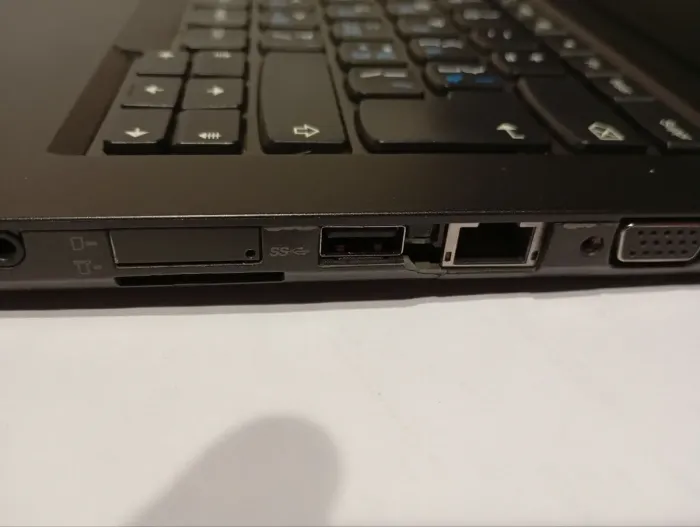 Ультрабук Б-клас Lenovo Thinkpad T450s / 14" (1366x768) TN / Intel Core i5-5200U (2 (4) ядра по 2.2 - 2.7 GHz) / 8 GB DDR3 / 128 GB SSD / Intel HD Graphics 5500 / WebCam б/в - зображення 9