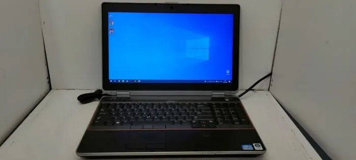 Ноутбук Б-клас Dell Latitude E6520 / 15.6" (1920x1080) TN / Intel Core i5-2520M (2 (4) ядра по 2.5 - 3.2 GHz) / 8 GB DDR3 / 500 GB HDD / nVidia NVS 4200M, 512 MB GDDR3, 64-bit / WebCam б/в - зображення 2