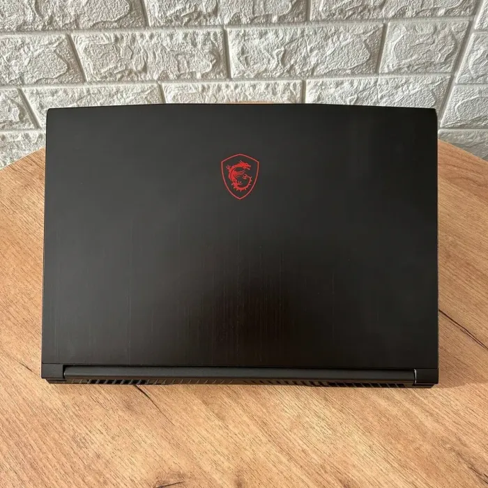 Ігровий ноутбук MSI GF65 Thin 10UE / 15.6" (1920x1080) IPS / Intel Core i5-10500H (6 (12) ядер по 2.5 - 4.5 GHz) / 16 GB DDR4 / 512 GB SSD / nVidia GeForce RTX 3060, 6 GB GDDR6, 192-bit / WebCam б/в - зображення 3