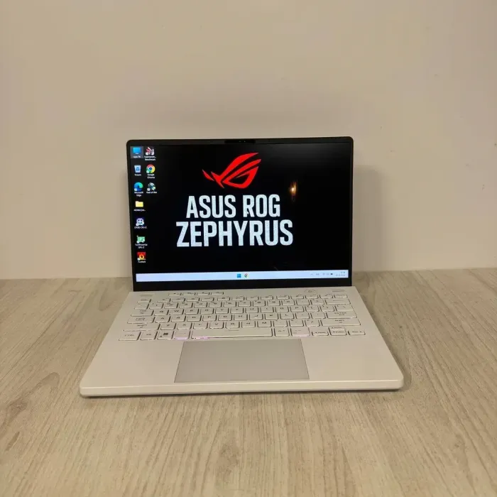 Ігровий ультрабук Asus ROG Zephyrus G14 GA402XV White / 14" (2560x1600) IPS / AMD Ryzen 9 7940HS (8 (16) ядер по 4.0 - 5.2 GHz) / 16 GB DDR5 / 512 GB SSD NVMe / nVidia GeForce RTX 4060, 8 GB GDDR6, 128-bit / WebCam б/в - зображення 2