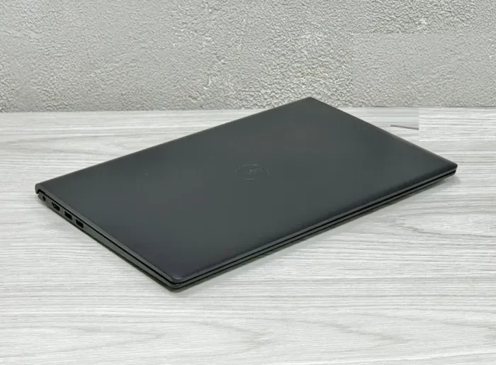 Ультрабук Dell Vostro 15 3510 / 15.6" (1920x1080) IPS / Intel Core i5-1135G7 (4 (8) ядра по 2.4 - 4.2 GHz) / 16 GB DDR4 / 512 GB SSD / Intel Iris Xe Graphics / WebCam / Win 11 Pro б/в - зображення 7