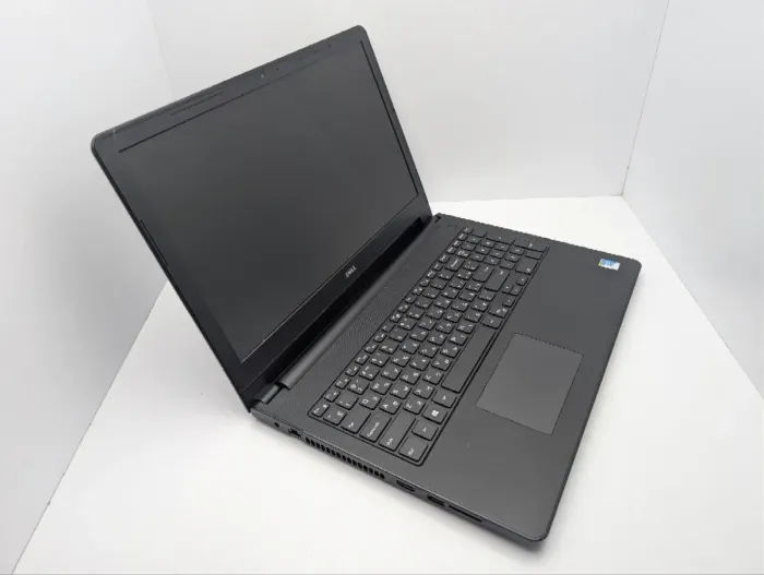 Ноутбук Dell Inspiron 15-3558 / 15.6" (1366x768) TN / Intel Core i3-5005U (2 (4) ядра по 2.0 GHz) / 8 GB DDR3 / 240 GB SSD / Intel HD Graphics 5500 / WebCam / DVD-ROM б/в - зображення 6