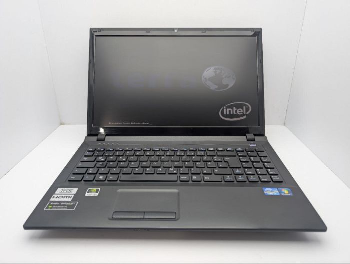 Ноутбук Terra Mobile 1547 / 15.6" (1366x768) TN / Intel Core i3-2350M (2 (4) ядра по 2.3 GHz) / 6 GB DDR3 / 250 GB HDD / nVidia GeForce GT 520M, 1 GB GDDR3, 64-bit / WebCam / DVD-ROM б/в - зображення 3