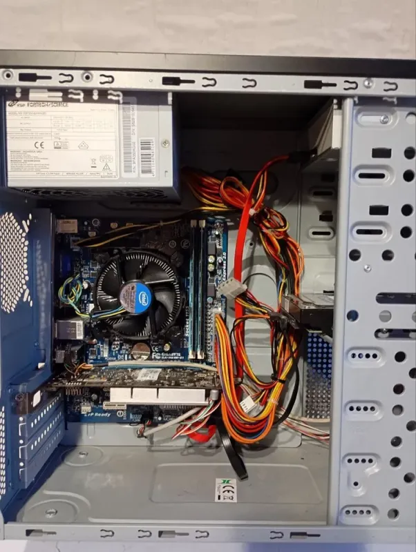 ПК Б-клас Gigabyte Tower / Intel Core i3-2120 (2 (4) ядра по 3.3 GHz) / 8 GB DDR3 / 320 GB HDD / nVidia GeForce GT 440, 1 GB GDDR3, 128-bit / DVD-RW / 350W б/в - зображення 6