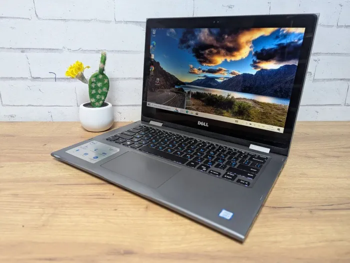 Ультрабук Б-клас Dell Inspiron 13 5000 (P69G) / 13.3" (1920x1080) IPS Touch / Intel Core i5-8250U (4 (8) ядра по 1.6 - 3.4 GHz) / 16 GB DDR4 / 256 GB SSD / Intel UHD Graphics 620 / WebCam б/в - зображення 6