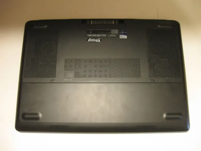 Робоча станція Dell Precision 7520 / 15.6" (1920x1080) IPS Touch / Intel Core i7-6820HQ (4 (8) ядра по 2.7 - 3.6 GHz) / 16 GB DDR4 / 512 GB SSD + 500 GB HDD / nVidia Quadro M2200, 4 GB GDDR5, 128-bit / WebCam / HDMI б/в - зображення 8