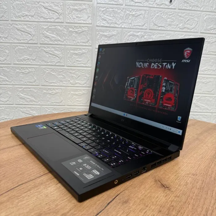 Ігровий ноутбук MSI GS66 Stealth 11UH / 15.6" (1920x1080) IPS / Intel Core i7-11800H (8 (16) ядер по 1.9 - 4.6 GHz) / 32 GB DDR4 / 1000 GB SSD / nVidia GeForce RTX 3080, 16 GB GDDR6, 256-bit / WebCam б/в - зображення 5