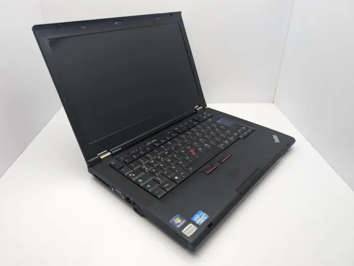 Ноутбук Lenovo ThinkPad T420 / 14" (1366x768) TN / Intel Core i5-2520M (2 (4) ядра по 2.5 - 3.2 GHz) / 6 GB DDR3 / 240 GB SSD / Intel HD Graphics 3000 / WebCam б/в - зображення 3