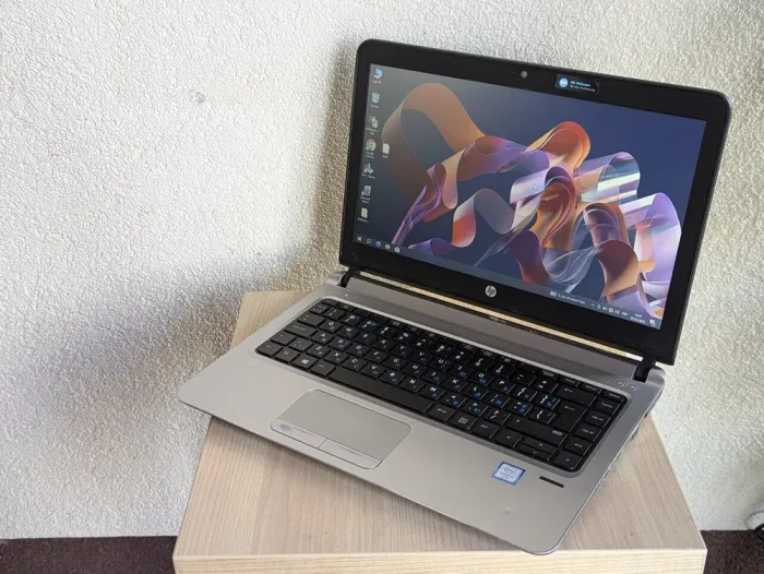 Ноутбук Б-клас HP ProBook 430 G3 / 13.3" (1366x768) TN / Intel Core i3-6100U (2 (4) ядра по 2.3 GHz) / 8 GB DDR3 / 128 GB SSD / Intel HD Graphics 520 / WebCam б/в - зображення 6