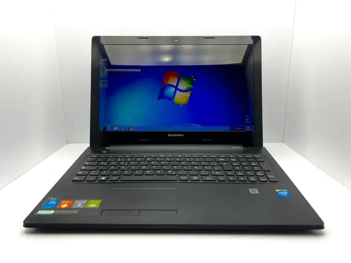 Ноутбук Lenovo G50-30 / 15.6" (1366x768) TN / Intel Celeron N2830 (2 ядра по 2.16 - 2.41 GHz) / 4 GB DDR3 / 320 GB HDD / Intel HD Graphics / WebCam б/в - зображення 2