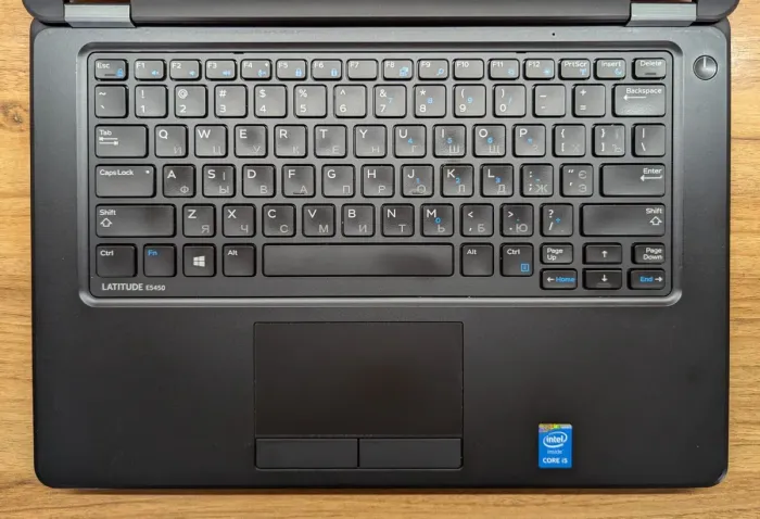 Ноутбук Dell Latitude E5450 / 14" (1366x768) TN / Intel Core i5-5200U (2 (4) ядра по 2.2 - 2.7 GHz) / 8 GB DDR3 / 240 GB SSD / Intel HD Graphics 5500 / WebCam / Windows 10 б/в - зображення 3