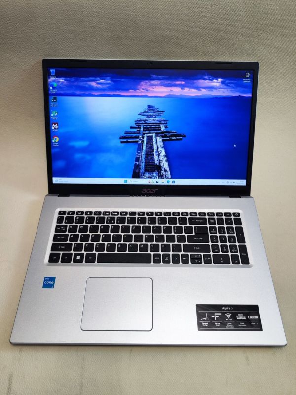 Ноутбук Acer Aspire A317-53 / 17.3" (1600x900) TN / Intel Core i3-1115G4 (2 (4) ядра по 4.1 GHz) / 8 GB DDR4 / 256 GB SSD / Intel UHD Graphics / WebCam б/в - зображення 2
