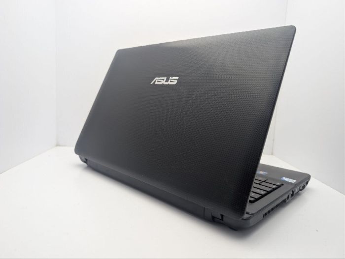 Ноутбук Asus X54H / 15.6" (1366x768) TN / Intel Pentium B950 (2 ядра по 2.1 GHz) / 8 GB DDR3 / 320 GB HDD / Intel HD Graphics / WebCam / DVD-ROM б/в - зображення 8