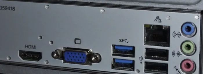 Комп'ютер Medion Akoya P5360 E-MT22 Tower / Intel Core i5-6402P (4 ядра по 2,8 - 3,4 ГГц) / 8 ГБ DDR4 / 128 ГБ SSD / Intel HD Graphics 510 / DVD-ROM / Windows 11 Home б/в - зображення 6