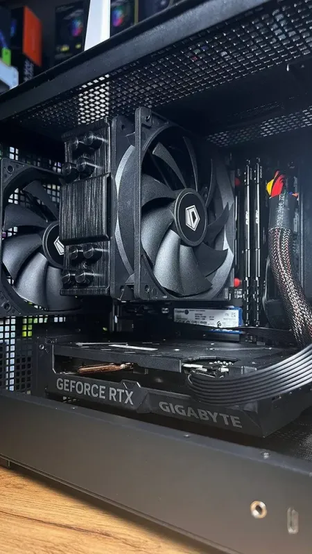 Збірка під замовлення: ігровий ПК DeepCool CH160 Black Tower / AMD Ryzen 7 5700X (8 (16) ядер по 3.4 - 4.6 GHz) / 32 GB DDR4 / 1000 GB SSD M.2 / nVidia GeForce RTX 4060, 8 GB GDDR6, 128-bit / 550W - зображення 7