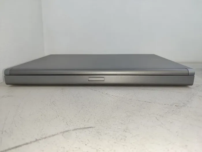 Мобільна робоча станція Dell Precision M6500 / 17.3" (1920x1200) TN / Intel Core i7-720QM (4 (8) ядра по 1.6 - 2.8 GHz) / 16 GB DDR3 / 240 GB SSD / AMD FirePro M7820, 1 GB GDDR5, 128-bit / WebCam / DVD-ROM б/в - зображення 7