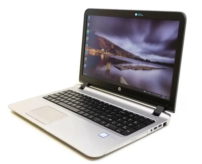 Ноутбук Б-класс HP ProBook 450 G3 / 15.6" TN / Core i5-6200U (2(4) ядра по 2.3-2.8GHz) / 4GB DDR4 / 320GB HDD / HD Graphics 520 / WebCam / VGA б/в - зображення 4
