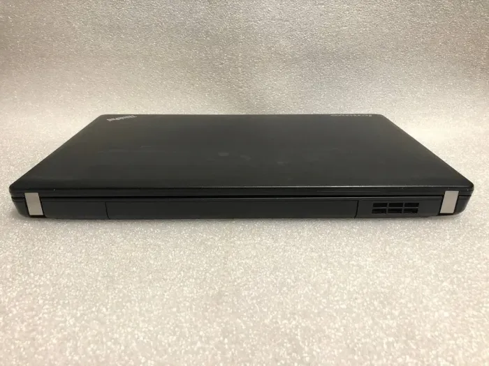 Ноутбук Б-клас Lenovo ThinkPad / 15.6" TN / Intel Core i3-2348M (2(4) ядра по 2.3GHz) / 4GB DDR3 / 500GB HDD / HD Graphics 3000 / WebCam / DVD-ROM / VGA б/в - зображення 8