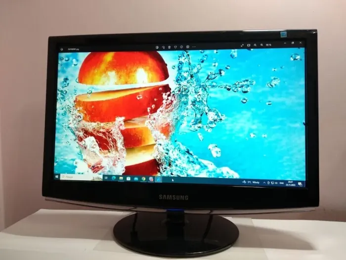 Монітор Б-клас Samsung SyncMaster 2033SN / 20" (1600x900) TN+film / VGA б/в - зображення 2