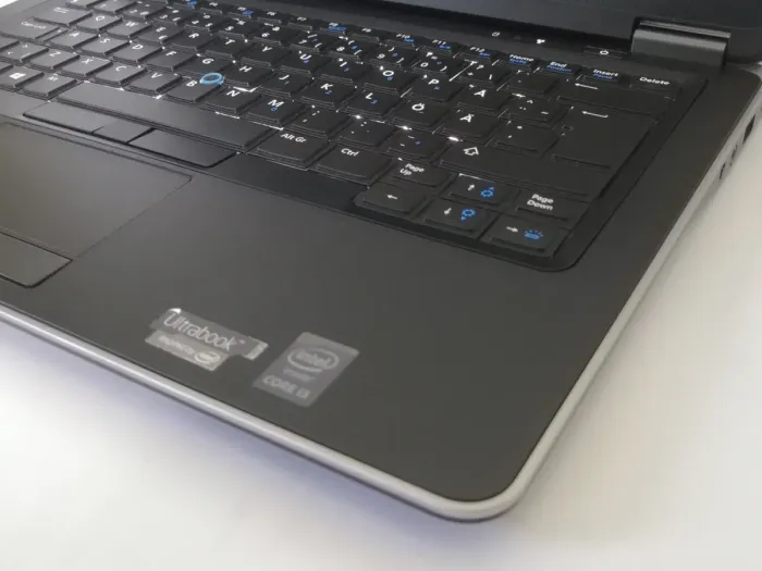 Ноутбук Б-класс Dell Latitude E7440 / 14" IPS / Intel Core i3-4030U (2(4) ядра по 1.9 GHz) / 8GB DDR3 / 128GB SSD / HD Graphics 4400 б/в - зображення 8