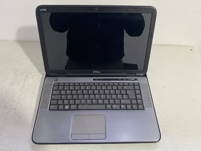 Ноутбук Dell XPS L502X / 15.6" (1366x768) TN / Intel Core i5-2410M (2 (4) ядра по 2.3 - 2.9 GHz) / 8 GB DDR3 / 500 GB HDD / Intel HD Graphics 3000 / WebCam / DVD-ROM б/в - зображення 2