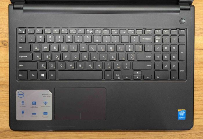 Ноутбук Б-клас Dell Inspiron 3558 / 15.6" (1366x768) TN / Intel Core i3-5015U (2 (4) ядра по 2.1 GHz) / 8 GB DDR3 / 240 GB SSD / Intel HD Graphics 5500 / WebCam / Windows 10 б/в - зображення 4