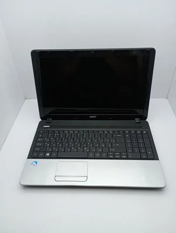 Ноутбук Acer Aspire E1-531 / 15.6" (1366x768) TN / Intel Pentium B960 (2 ядра по 2.2 GHz) / 6 GB DDR3 / 500 GB HDD / Intel HD Graphics / WebCam б/в - зображення 2
