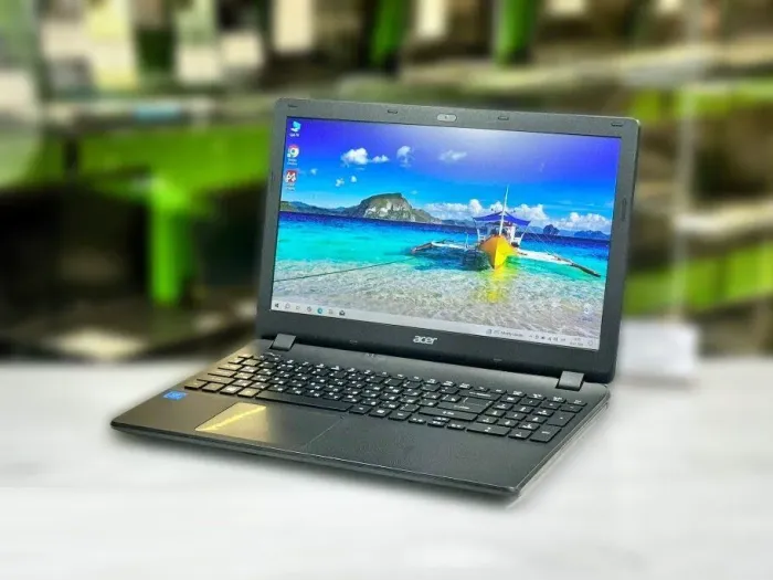 Ноутбук Б-клас Acer Extensa EX2530 / 15.6" (1366x768) TN / Intel Pentium 3558U (2 ядра по 1.7 GHz) / 8 GB DDR3 / 128 GB SSD / Intel HD Graphics / WebCam / Win 10 Home  б/в - зображення 3