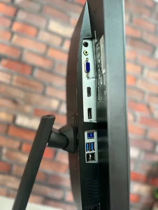 Монітор Philips 243S7EJMB / 24" (1920x1080) IPS / VGA, DisplayPort, HDMI, USB, Audio / VESA 100x100 б/в - зображення 8