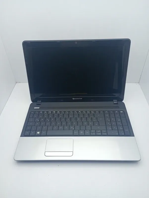 Ноутбук Acer E1-531 / 15.6" (1366x768) TN / Intel Core i3-3120M (2 (4) ядра по 2.5 GHz) / 8 GB DDR3 / 120 GB SSD / Intel HD Graphics / WebCam б/в - зображення 2