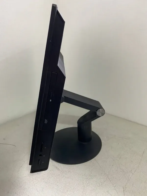 Моноблок Lenovo ThinkCentre M810z / 22" (1920x1080) TN / Intel Core i3-7100 (2 (4) ядра по 3.9 GHz) / 8 GB DDR4 / 256 GB SSD / Intel HD Graphics 630 / Wi-Fi / DVD-ROM б/в - зображення 3