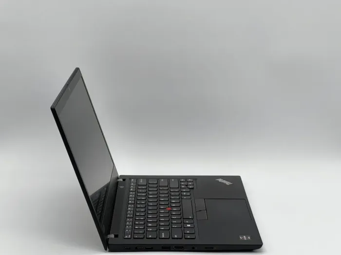 Ноутбук Lenovo ThinkPad T495 / 14" (1920x1080) IPS Touch / AMD Ryzen 5 Pro 3500U (4 (8) ядра по 2.1 - 3.7 GHz) / 12 GB DDR4 / 240 GB SSD / AMD Radeon RX Vega 8 Graphics / WebCam б/в - зображення 3