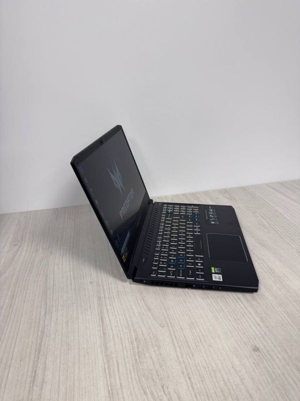 Ігровий ноутбук Acer Predator Helios 300 PH315-53 / 15,6" (1920x1080) IPS / Intel Core i7-10750H (6 (12) ядер по 2,6 - 4,8 ГГц) / 16 ГБ DDR4 / 512 ГБ SSD NVMe / nVidia GeForce RTX 3070, 8 ГБ GDDR6, 256-біт / Веб-камера б/в - зображення 4