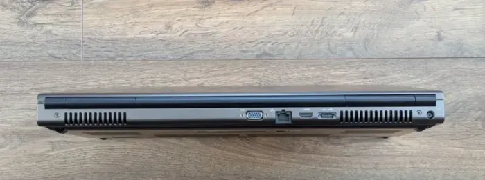 Ігровий ноутбук Dell Precision M6800 / 17.3" (1920x1080) IPS / Intel Core i7-4800MQ (4 (8) ядра по 2.7 - 3.7 GHz) / 8 GB DDR3 / 128 GB SSD / AMD Radeon HD 8950M, 2 GB GDDR5, 128-bit / WebCam б/в - зображення 6