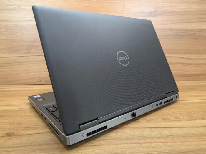 Мобільна робоча станція Dell Precision 7540 / 15.6" (1920x1080) IPS / Intel Core i5-9400H (4 (8) ядра по 2.5 - 4.3 GHz) / 16 GB DDR4 / 512 GB SSD / nVidia Quadro T2000, 4 GB GDDR5, 128-bit / Fingerprint / Windows 10 б/в - зображення 7