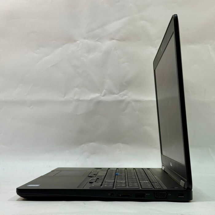 Ноутбук Dell Latitude 5580 / 15.6" (1920x1080) IPS / Intel Core i5-6300U (2 (4) ядра по 2.4 - 3.0 GHz) / 16 GB DDR4 / 256 GB SSD / Intel HD Graphics 520 / WebCam / LTE / Windows 10 Pro б/в - зображення 6