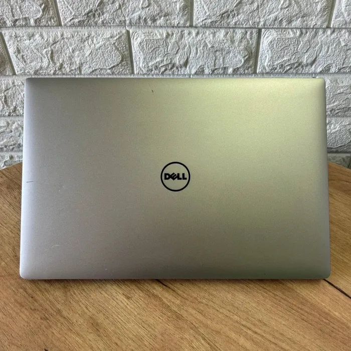 Мобільна робоча станція Б-клас Dell Precision 5510 / 15.6" (1920x1080) IPS / Intel Core i7-6820HQ (4 (8) ядра по 2.7 - 3.6 GHz) / 12 GB DDR4 / 512 GB SSD / nVidia Quadro M1000M, 2 GB GDDR5, 128-bit / WebCam б/в - зображення 3