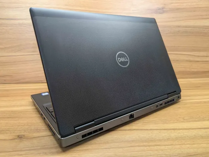Мобільна робоча станція Dell Precision 7530 / 15.6" (1920x1080) IPS / Intel Xeon E-2186M (6 (12) ядер по 2.9 - 4.8 GHz) / 32 GB DDR4 / 512 GB SSD / nVidia Quadro P2000, 4 GB GDDR5, 128-bit / HDMI / USB Type-C / Windows 10 б/в - зображення 6