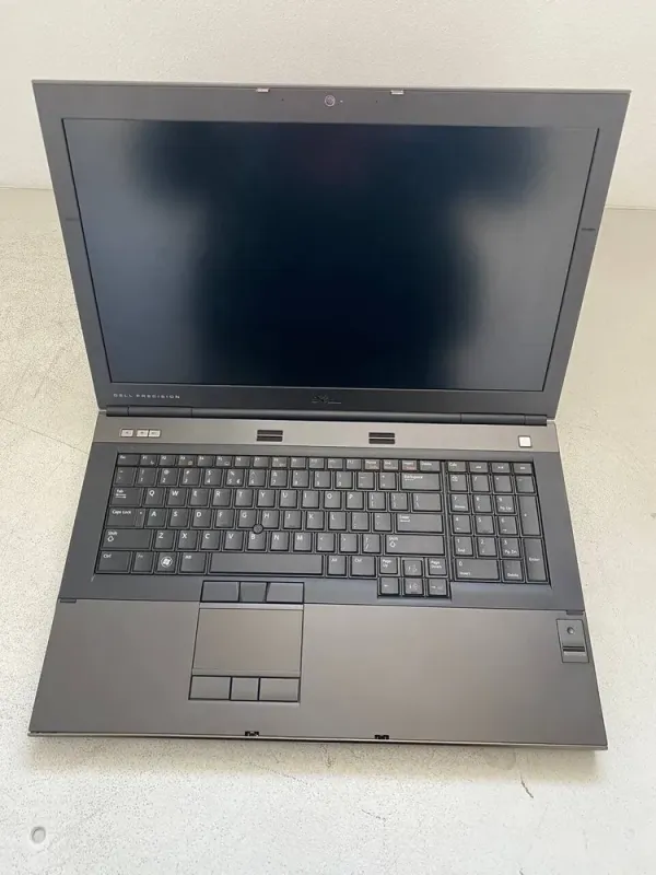 Мобільна робоча станція Dell Precision M6600 / 17.3" (1920x1080) TN / Intel Core i7-2720QM (4 (8) ядра по 2.3 - 3.3 GHz) / 32 GB DDR3 / 240 GB SSD / nVidia Quadro 4000M, 2 GB GDDR5, 256-bit / WebCam б/в - зображення 2