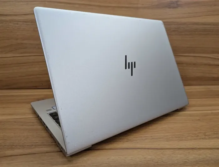 Ультрабук HP EliteBook 840 G6 / 14" (1920x1080) IPS / Intel Core i5-8265U (4 (8) ядра по 1.6 - 3.9 GHz) / 8 GB DDR4 / 240 GB SSD / Intel UHD Graphics 620 / WebCam / TouchID / Windows 10 б/в - зображення 7