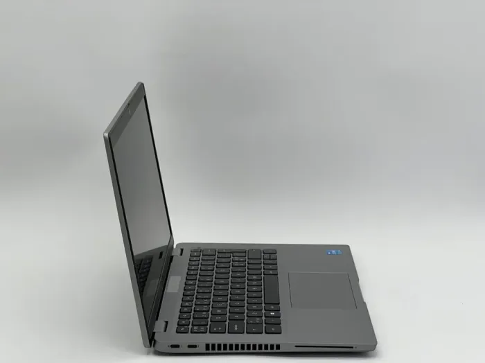 Ультрабук Dell Latitude 5420 / 14" (1920x1080) IPS / Intel Core i3-1125G4 (4 (8) ядра по 2.0 - 3.7 GHz) / 16 GB DDR4 / 240 GB SSD / Intel UHD Graphics / WebCam б/в - зображення 3