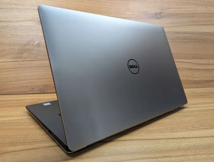 Ігровий ноутбук Dell XPS 15 9550 / 15.6" (3840x2160) IPS Touch / Intel Core i7-6700HQ (4 (8) ядра по 2.6 - 3.5 GHz) / 32 GB DDR4 / 512 GB SSD / nVidia GeForce GTX 960M, 2 GB GDDR5, 128-bit / HDMI / Windows 10 б/в - зображення 7